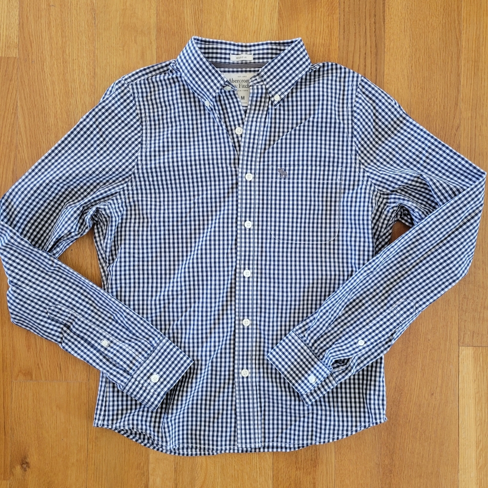 Mens size Medium Abercrombie & Fitch button down shirt